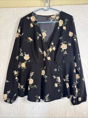 Torrid 2X Black Wrap Blouse with Cream Floral Print